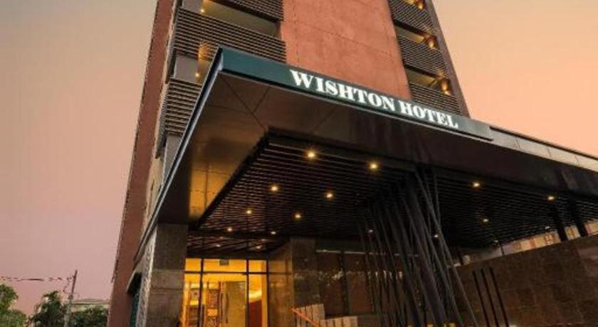 Wishton Hotel Янгон Экстерьер фото